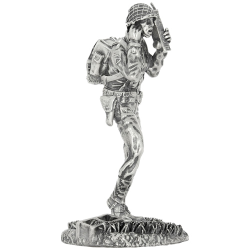4 oz Antique Finish Silver Soldiers Collection Eye's on Earl Statue (New, Box + CoA)